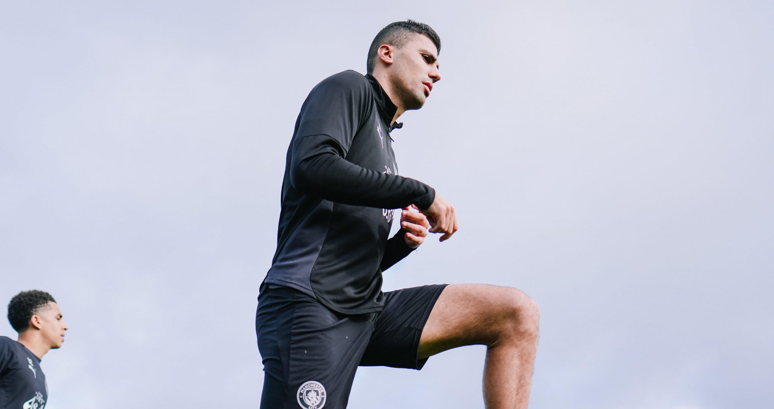 Rodri se aleja del Real Madrid.